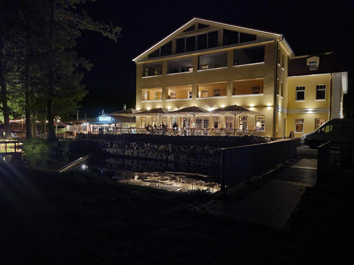Hotel & Ferienpark Fleether Muehle Mirow Exterior foto