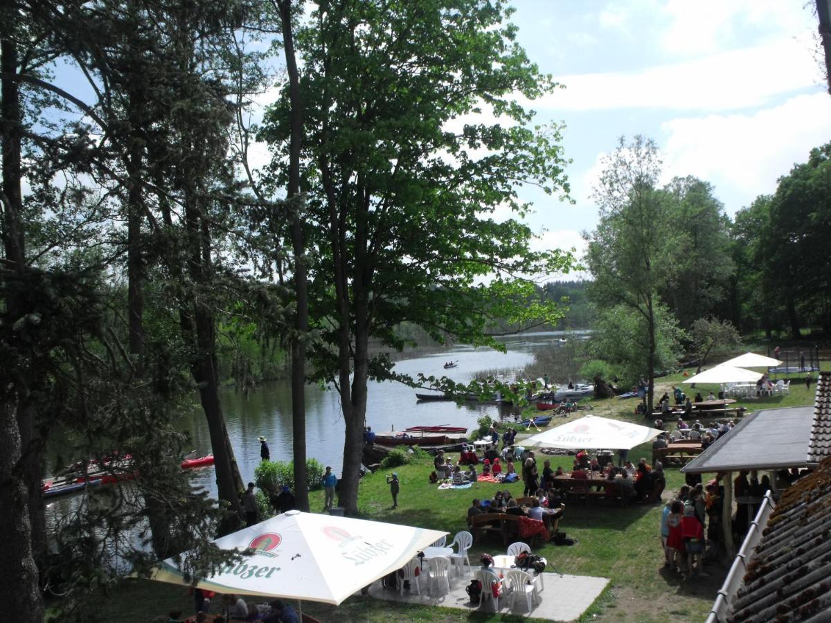 Hotel & Ferienpark Fleether Muehle Mirow Exterior foto